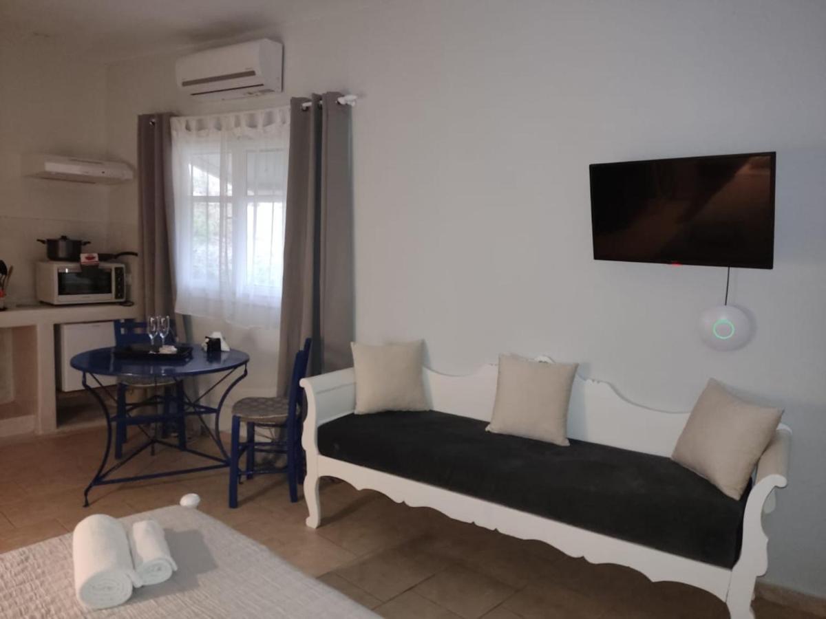 Kampanelia Village Suites Fira  Exteriör bild