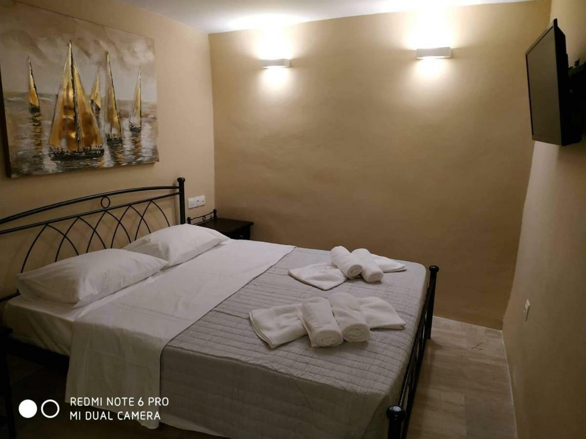 Kampanelia Village Suites Fira  Exteriör bild